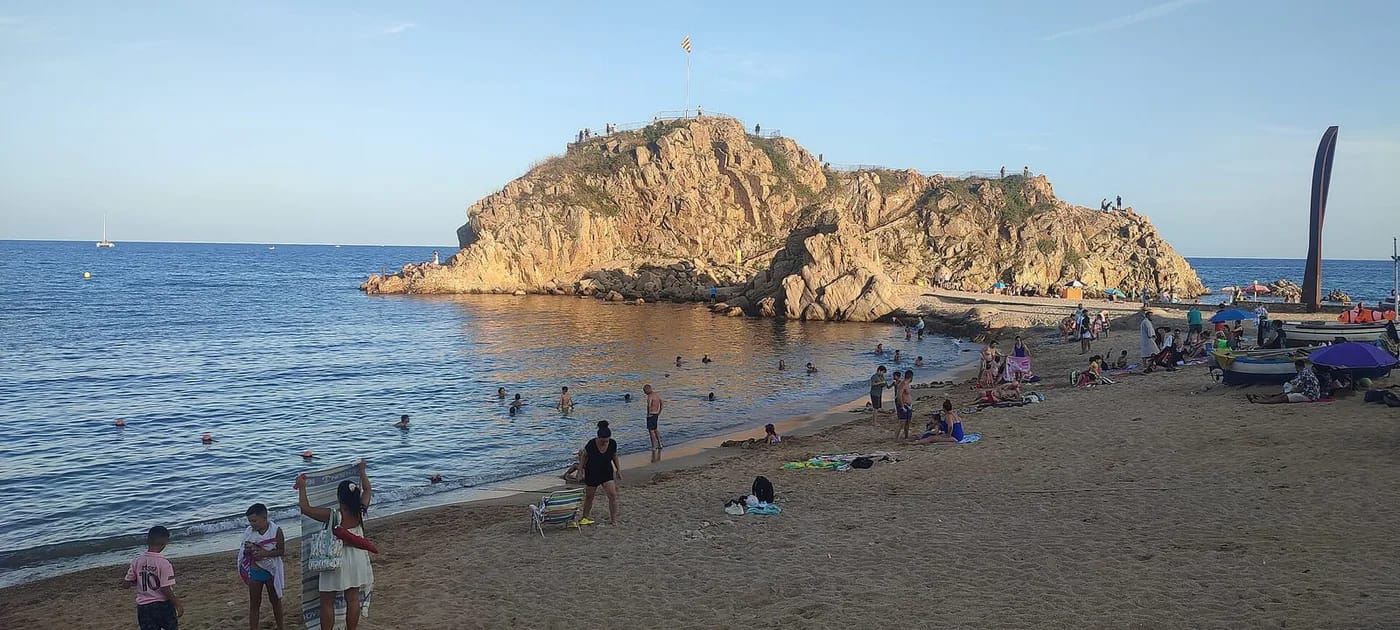 Sa Palomera, het rotsachtige schiereiland dat het begin van de Costa Brava markeert