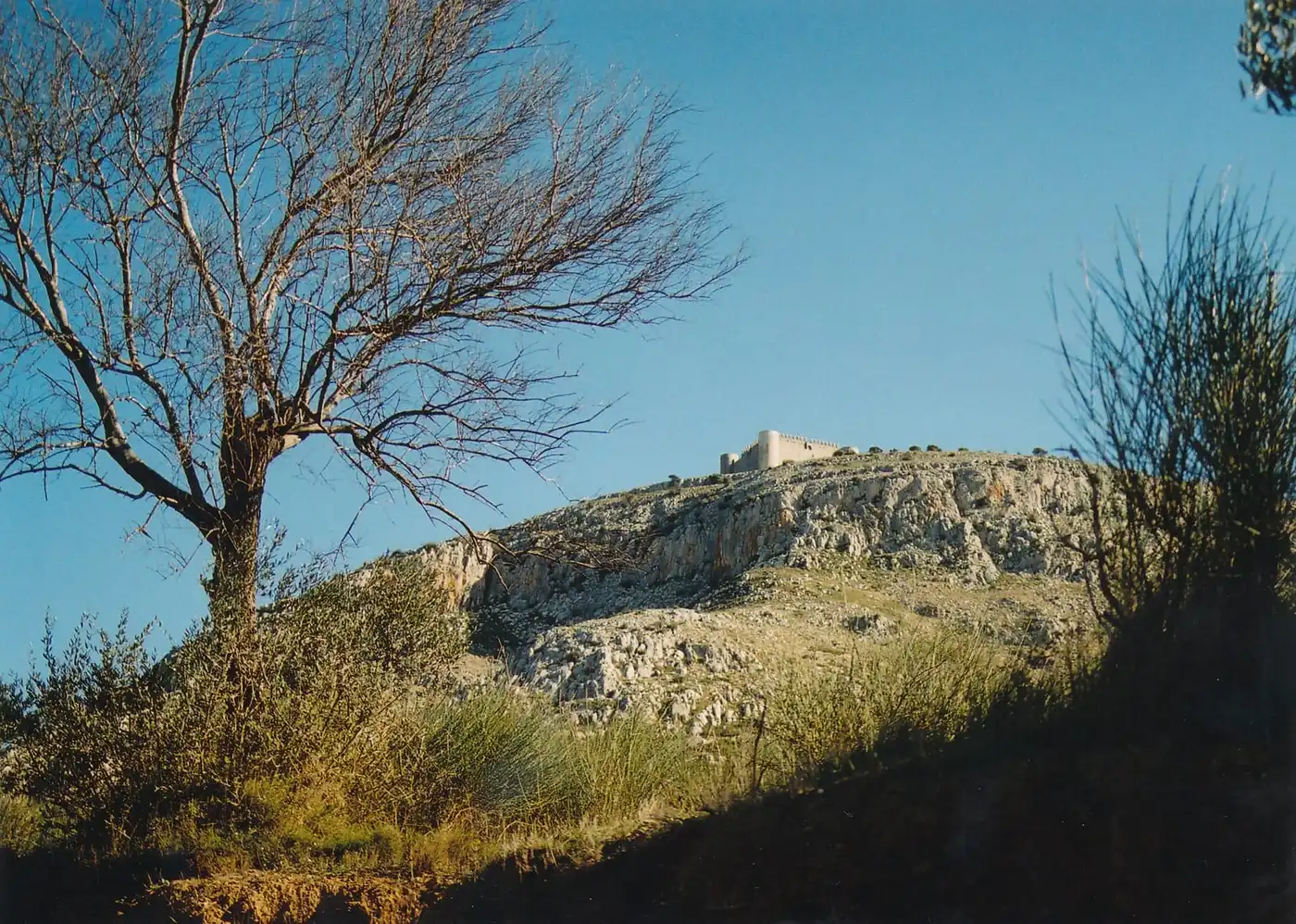 Castell de Montgrí boven Torroella de Montgrí, dichtbij L'Estartit