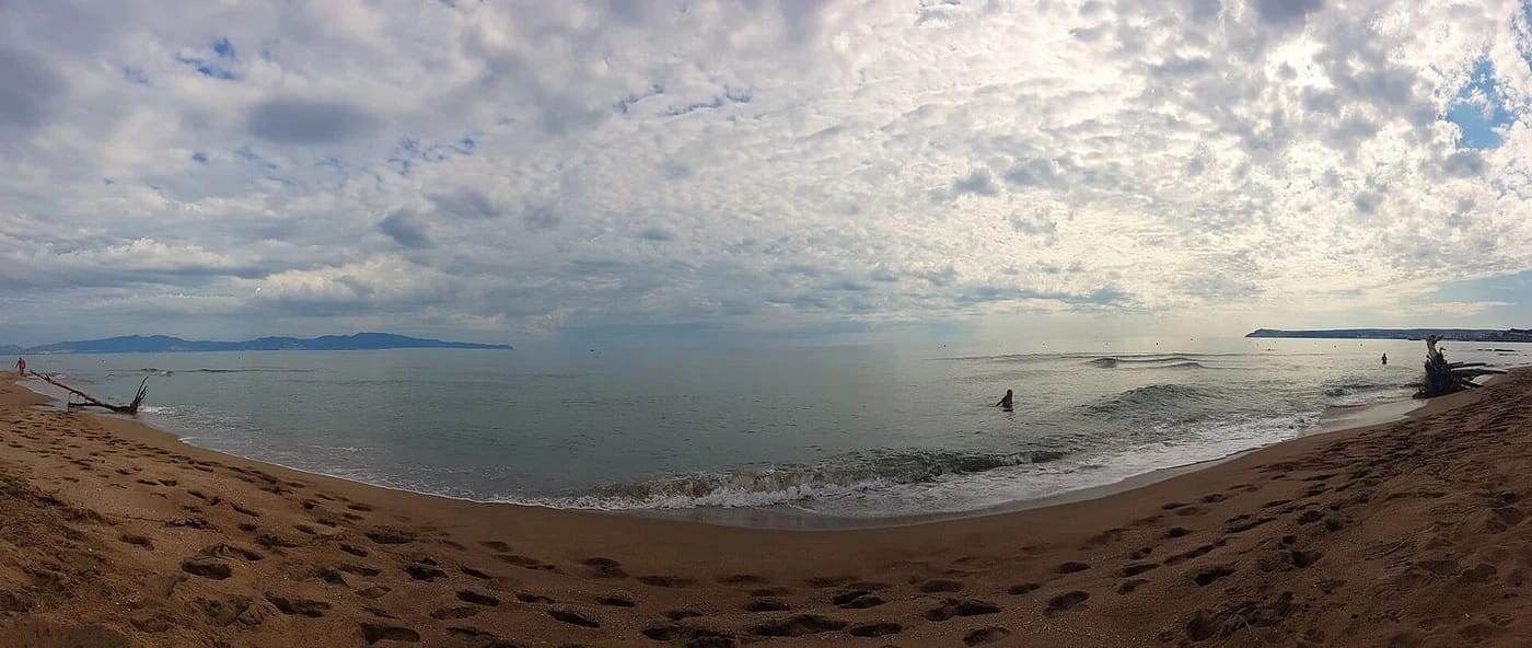 Platja del Riuet met ondiep water, ideaal voor gezinnen